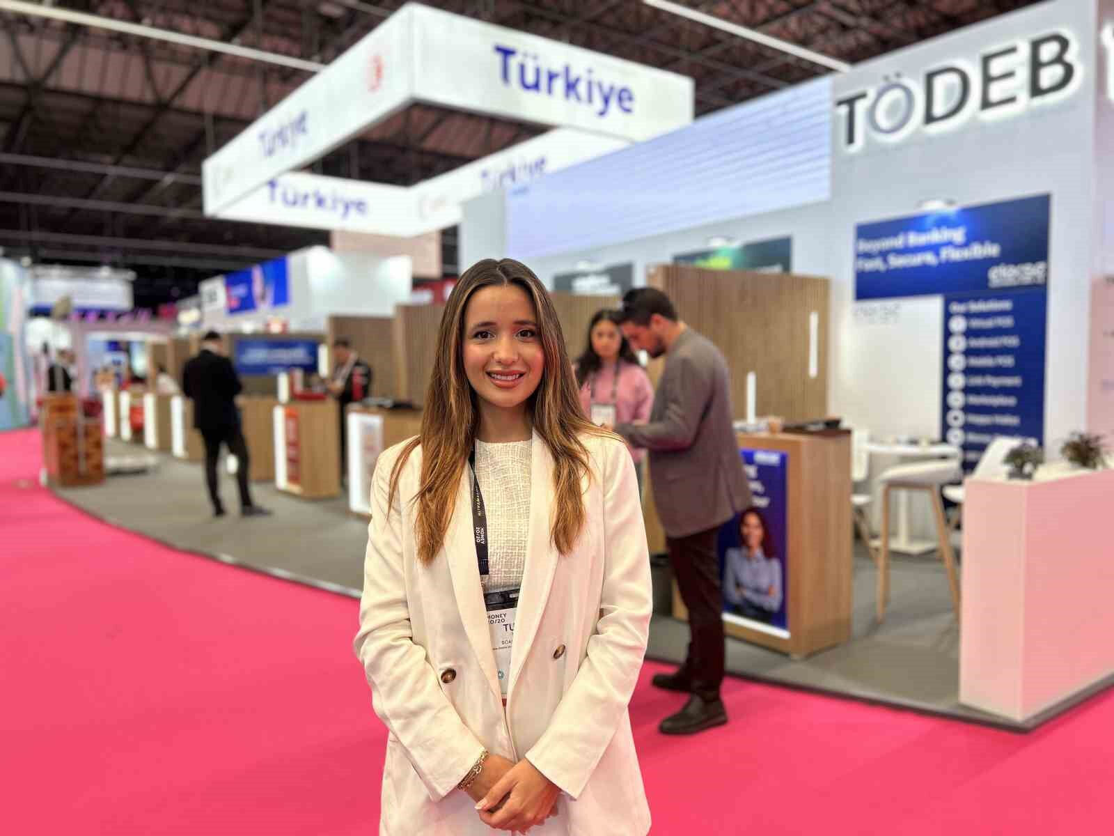 Amsterdam’daki fintek fuarında Türk markalara yoğun ilgi Amsterdam’daki fintek fuarında Türk markalara yoğun ilgi - 1. Resim