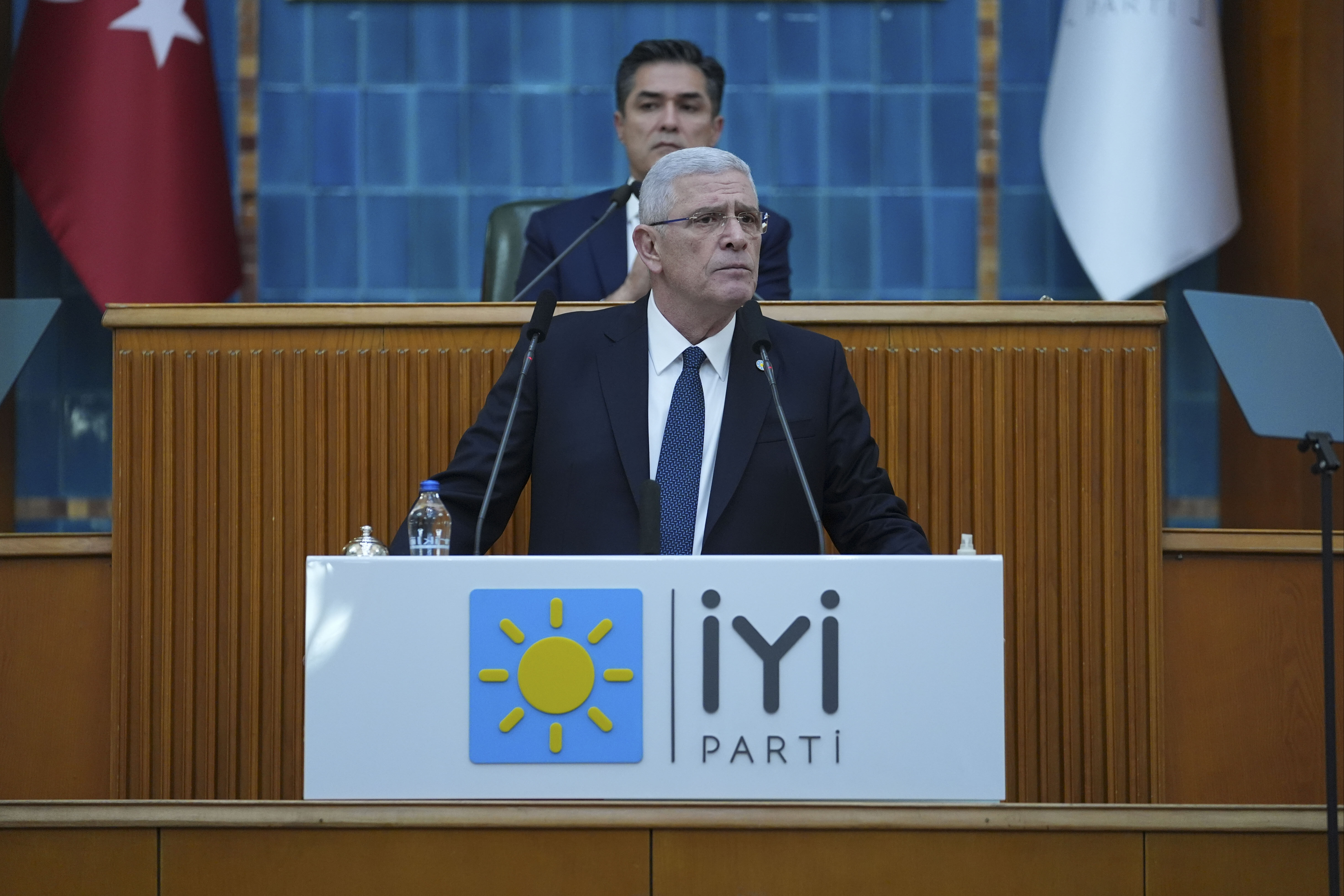 İyi Parti lideri Dervişoğlu 'Güneş Motel' benzetmesiyle partisinden ayrılanlara tepki gösterdi İyi Parti lideri Dervişoğlu 'Güneş Motel' benzetmesiyle partisinden ayrılanlara tepki gösterdi - 1. Resim