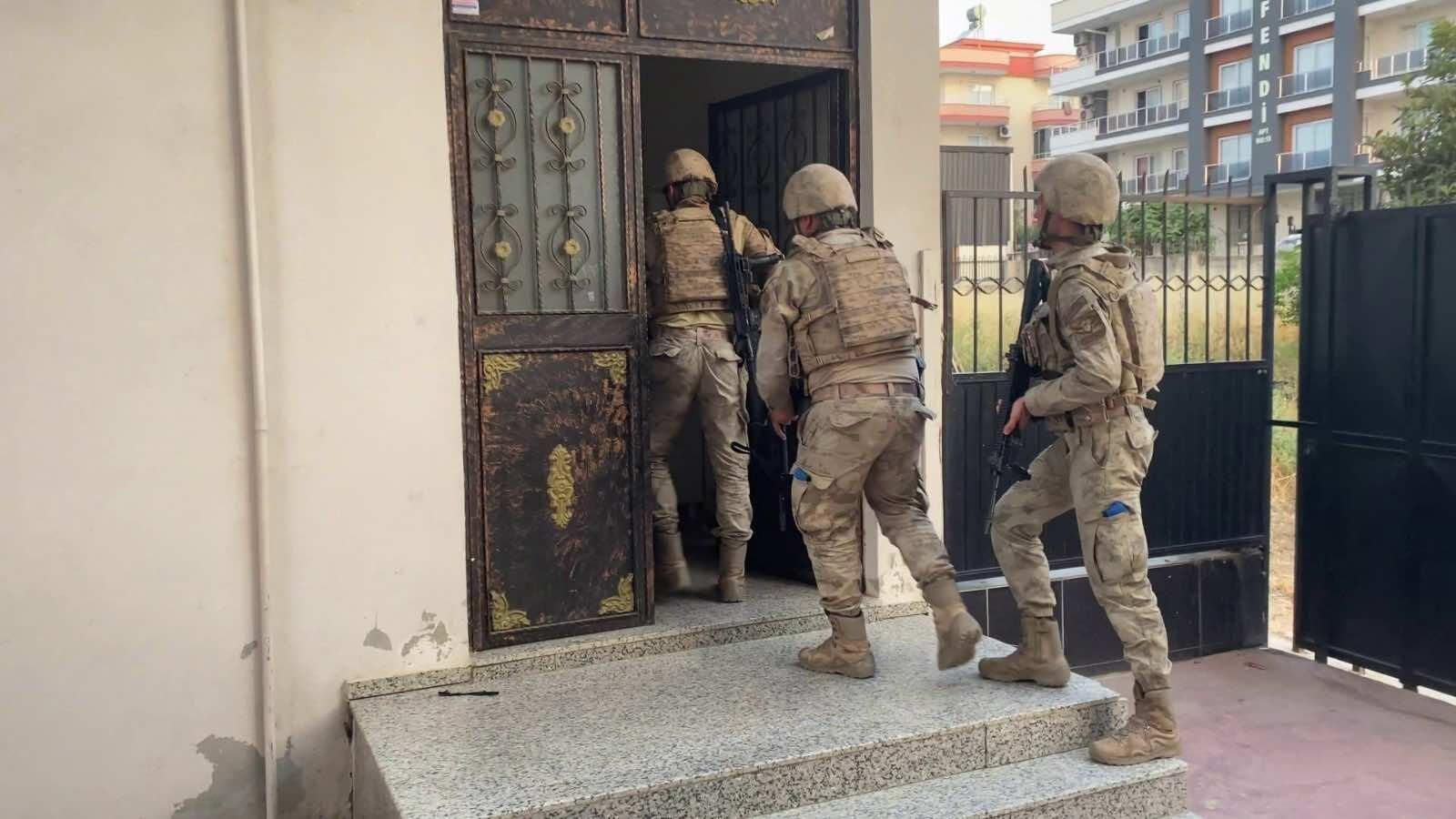 Mersin'deki PKK/YPG operasyonunda 6 tutuklama - 1. Resim