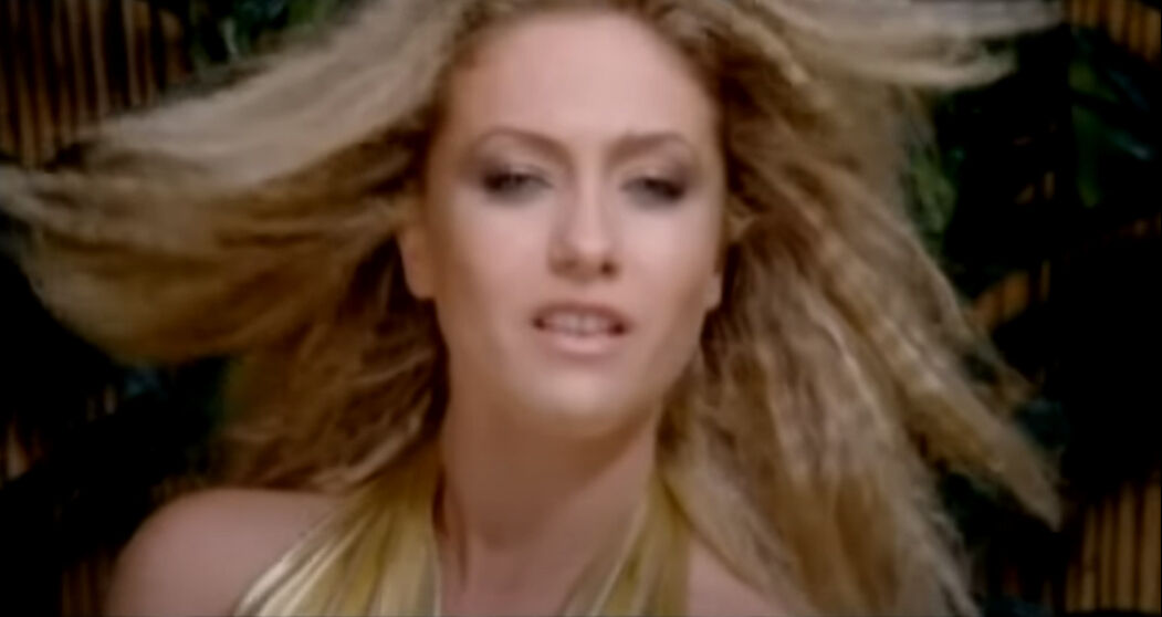 Canlı yayın konuğu Yeliz Yeşilmen'in gençliği ve son hali ilgi topladı Canlı yayın konuğu Yeliz Yeşilmen'in gençliği ve son hali ilgi topladı - 2. Resim