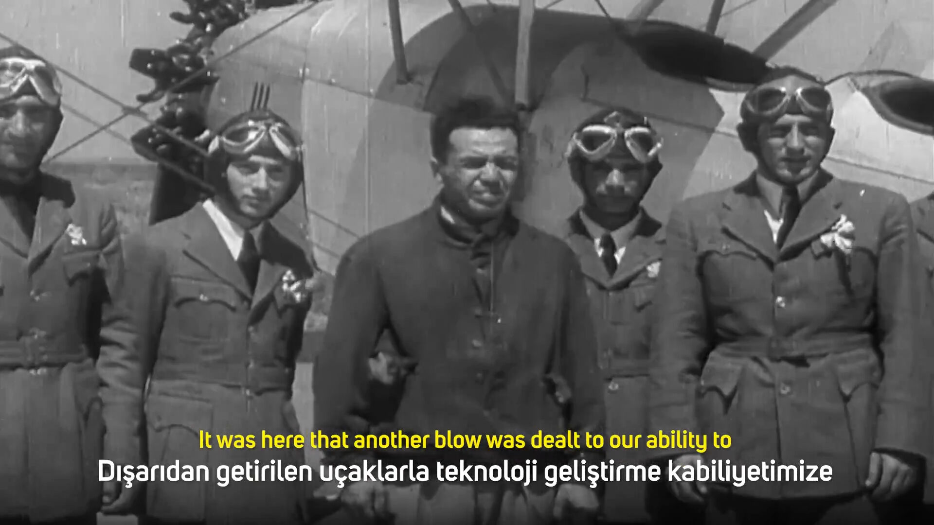 Selçuk Bayraktar'dan Kızılelma, Akıncı ve Hürjetli 'Yiğit düştüğü yerden kalkar' paylaşımı Selçuk Bayraktar'dan Kızılelma, Akıncı ve Hürjetli 'Yiğit düştüğü yerden kalkar' paylaşımı - 3. Resim