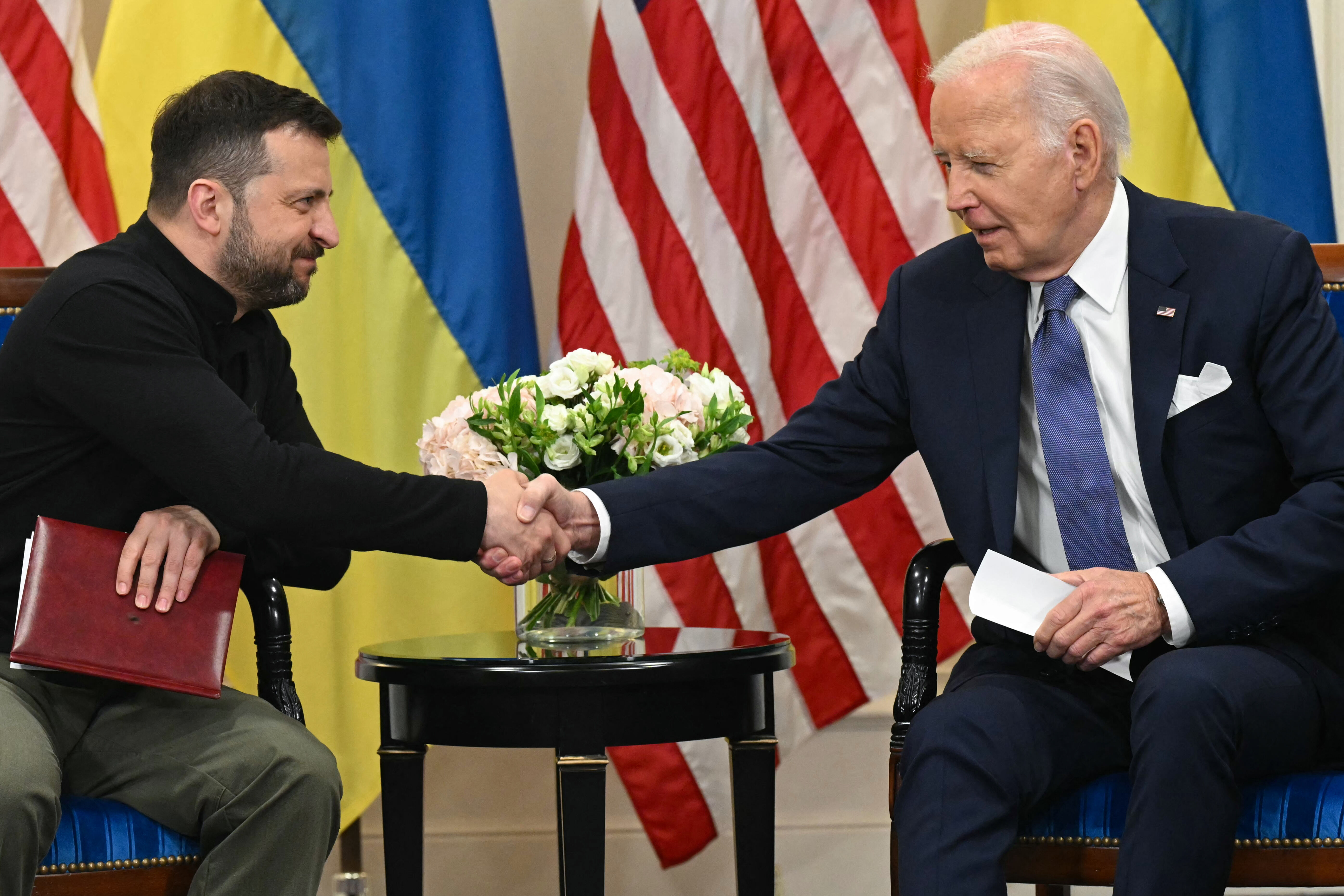 ABD'den Ukrayna'ya 225 milyon dolarlık yeni yardım! Biden gecikme için Zelenskiy'den özür diledi - 1. Resim