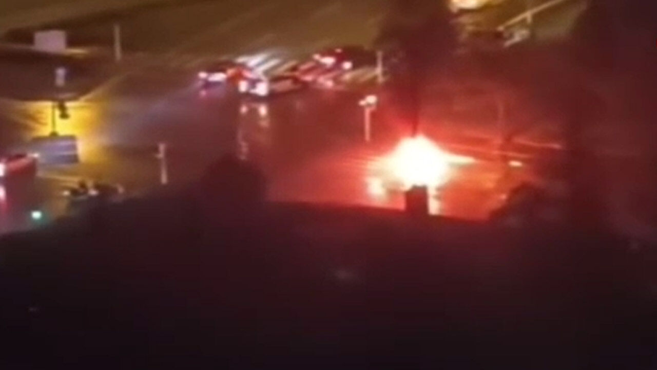 Ankara'yı sağanak, fırtına, şimşek vurdu! Ölü ve yaralı var... Ankara'yı sağanak, fırtına, şimşek vurdu! Ölü ve yaralı var... - 4. Resim