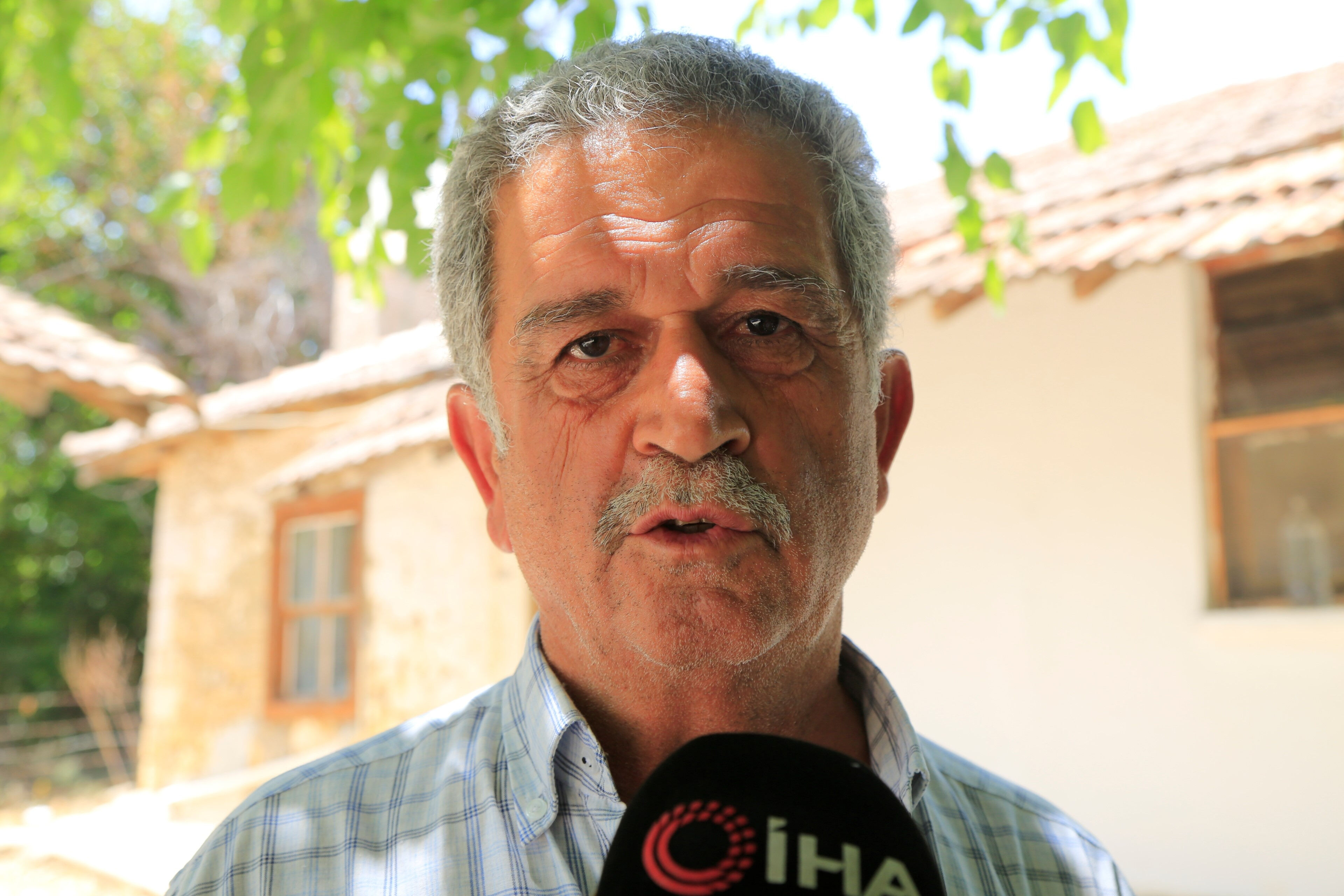 Doktor Deniz Toman için ekipler harekete geçti Doktor Deniz Toman günlerdir kayıp! El feneri ve terlik detayı dikkat çekti - 3. Resim