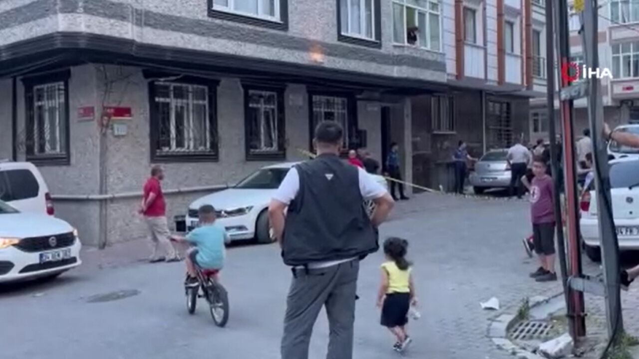 Esenyurt'ta kan donduran cinayet! Kardeş ağabeyini öldürdü - 1. Resim