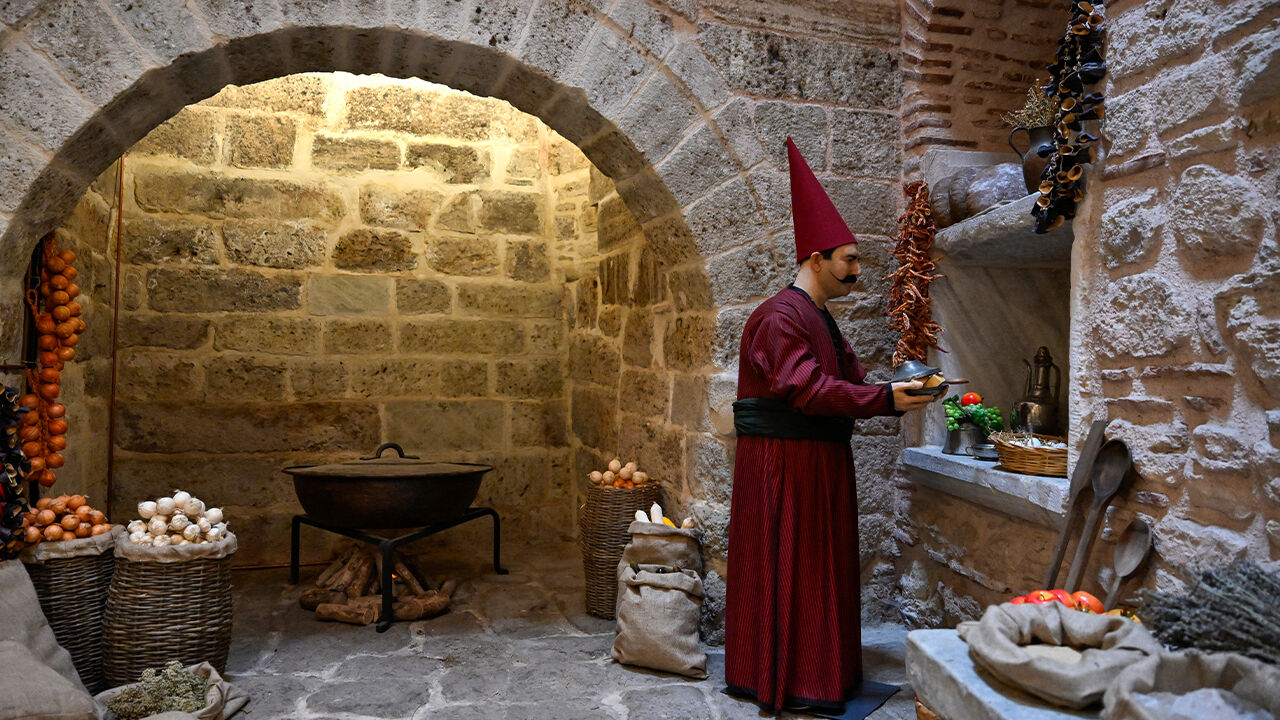 Topkapı Sarayı Haremi için tarihi gün! "Cariyeler Taşlığı" ziyarete açıldı - 3. Resim