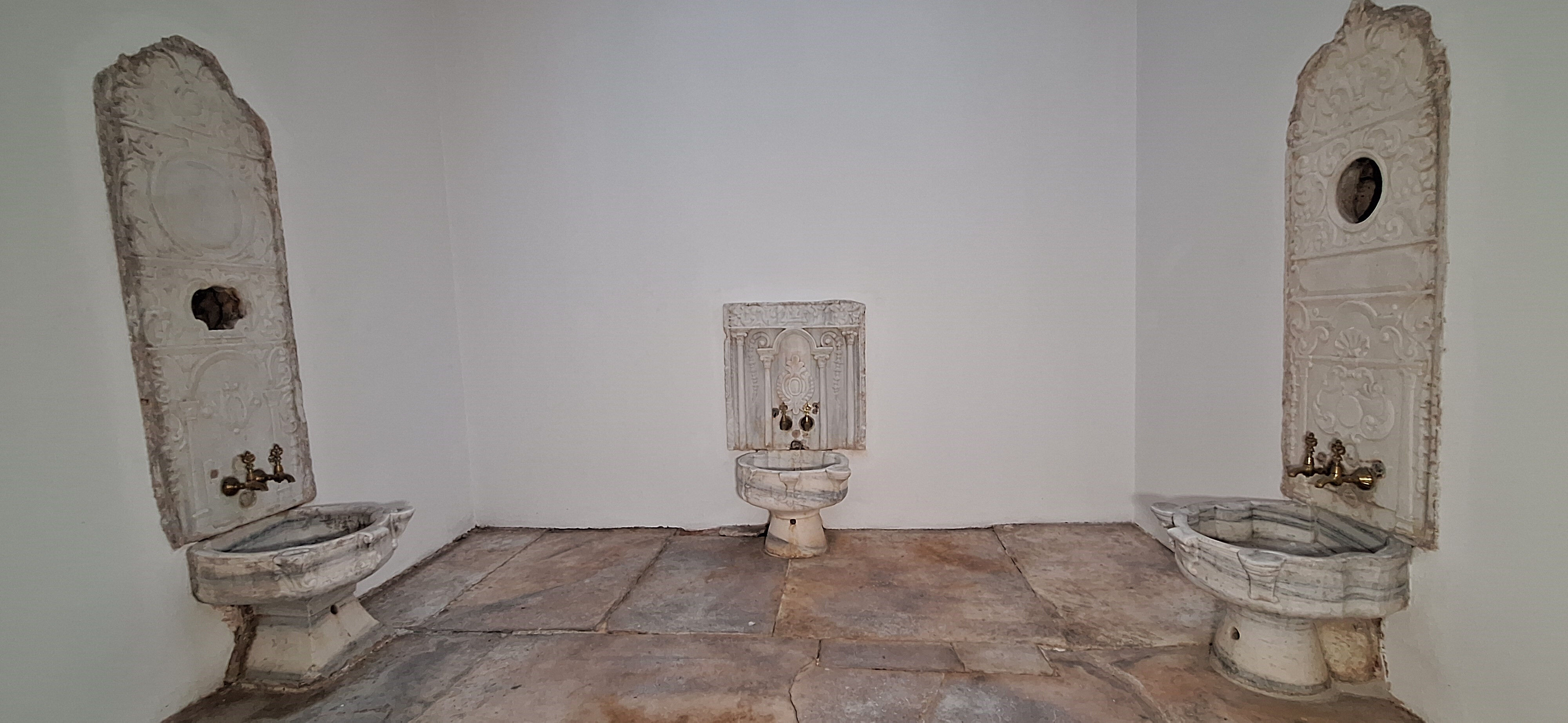 Topkapı Sarayı Haremi için tarihi gün! "Cariyeler Taşlığı" ziyarete açıldı - 1. Resim