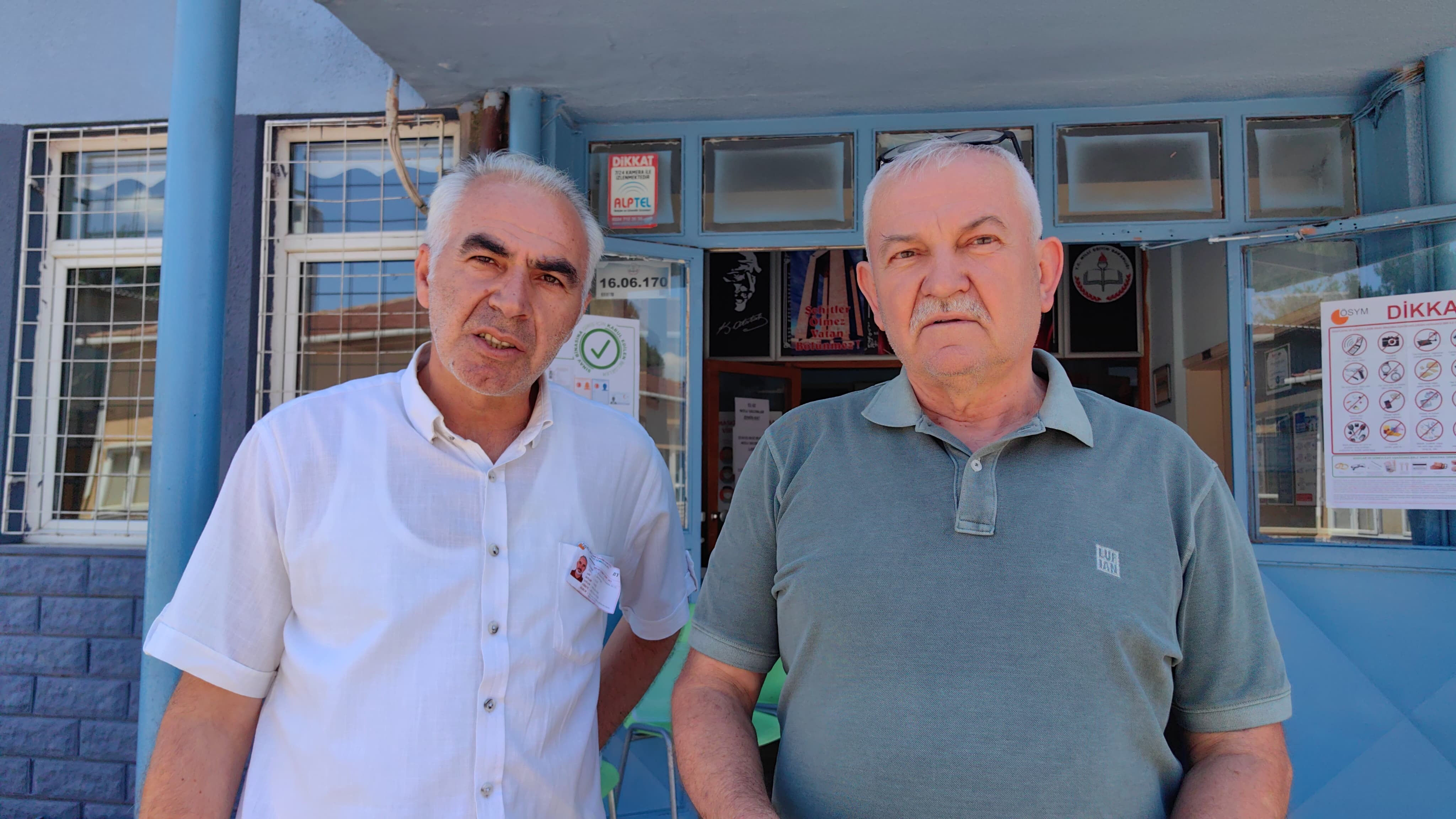 70 yaşında örnek öğrenci! Necmettin amca  70 yaşında örnek öğrenci! Necmettin amca