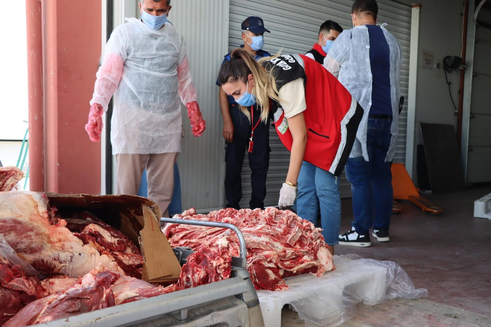 Adıyaman'da kasaplarda 'veremli et' dehşeti! İnsan sağlığıyla böyle oynamışlar Adıyaman'da kasaplarda 'veremli et' dehşeti! İnsan sağlığıyla böyle oynamışlar - 3. Resim