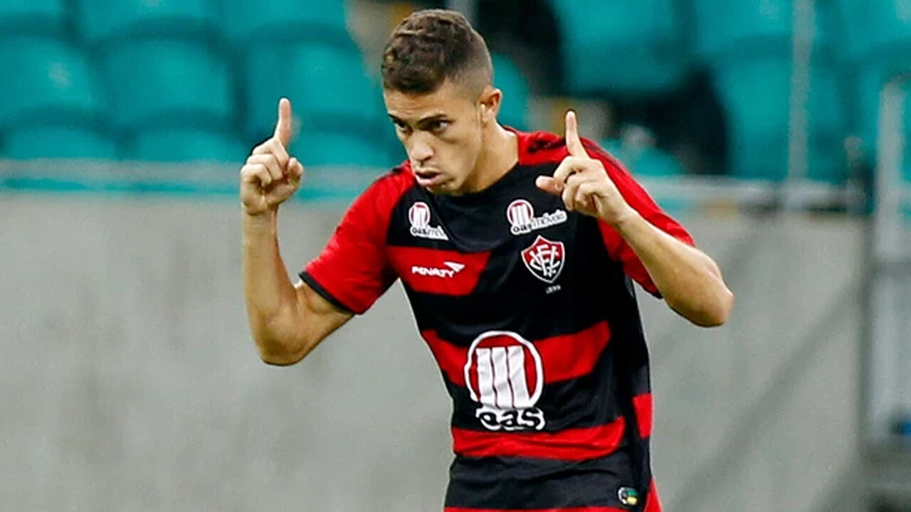 Beşiktaş'ta stopere iki dev! Transfer şov savunma hattından başlıyor - 1. Resim