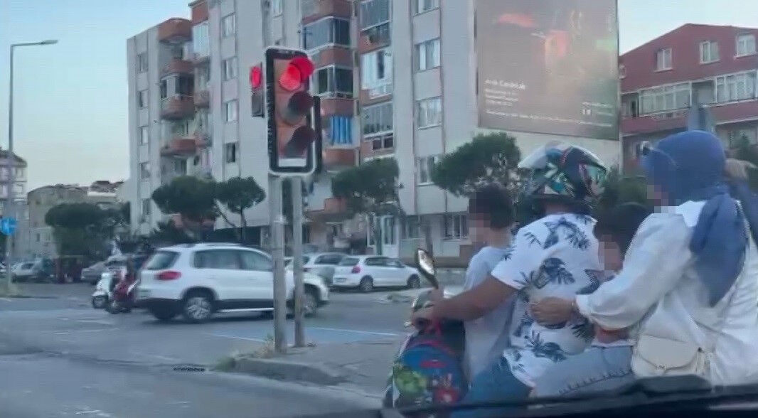 Çanakkale'de ölümcül yolculuk! Bir motosiklet dört insan Çanakkale ölümcül yolculuk! Bir motosiklet dört insan - 2. Resim