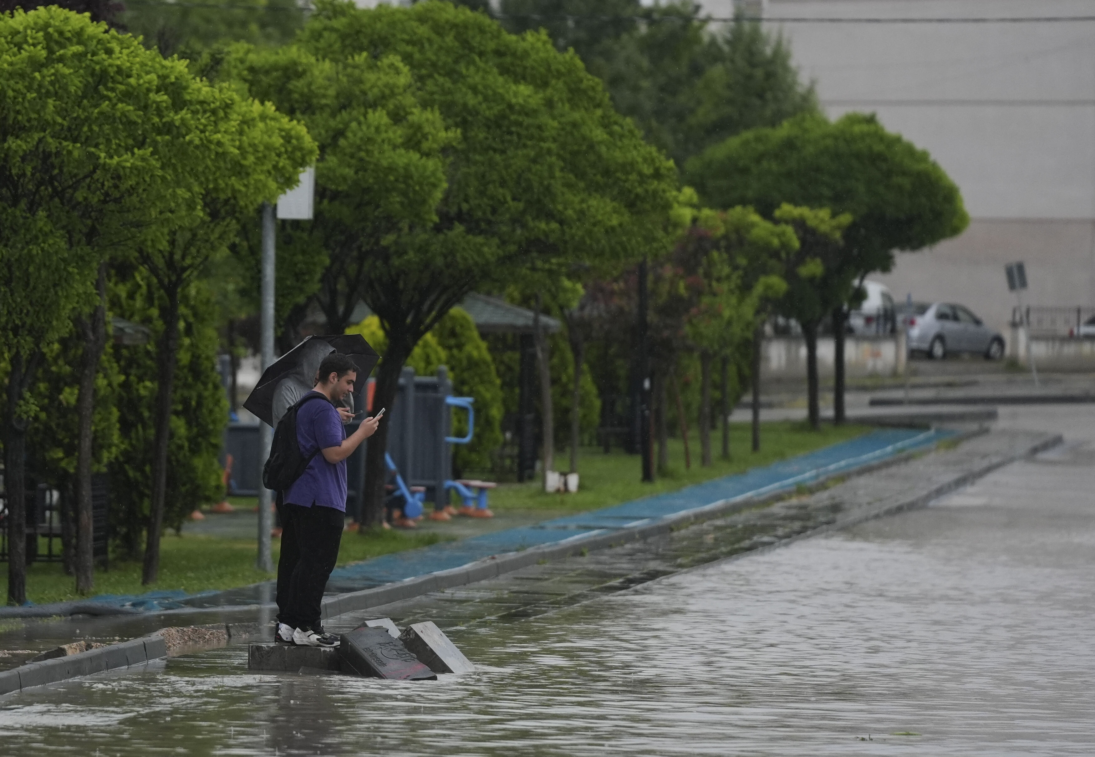 Ankara'da sel! Araçlar su içinde kaldı - 3. Resim