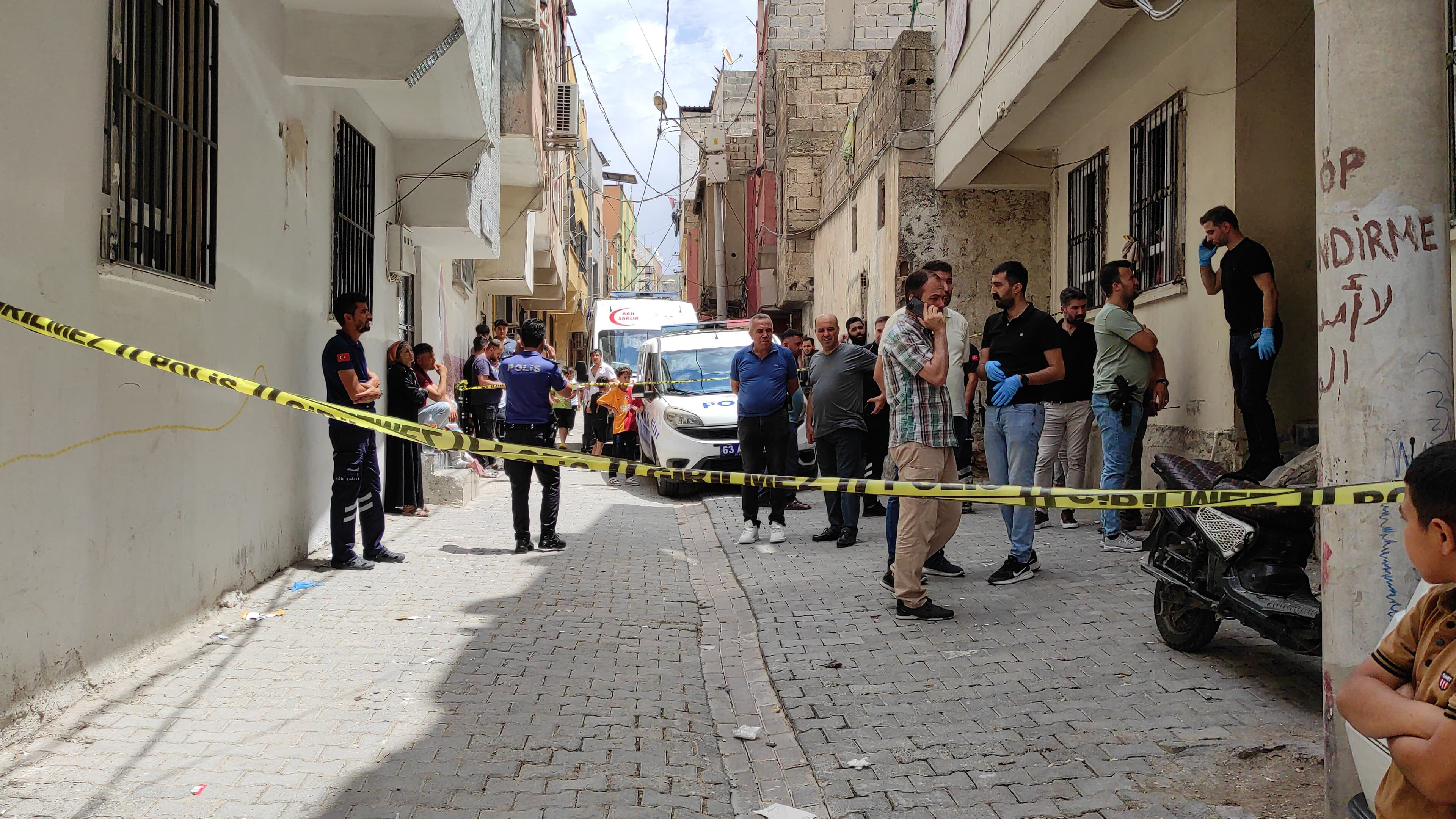 Kanlar içinde bulundu! Genç kadının feci ölümü kocasını şoka soktu Kanlar içinde bulundu! Genç kadının feci ölümü kocasını şoka soktu - 1. Resim
