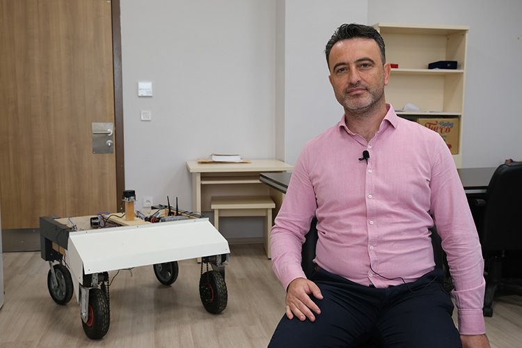 Kırklareli'nde yabani ot sorununa çözüm! Öğrenciler yapay zeka ile otonom robot geliştirdi! - 2. Resim