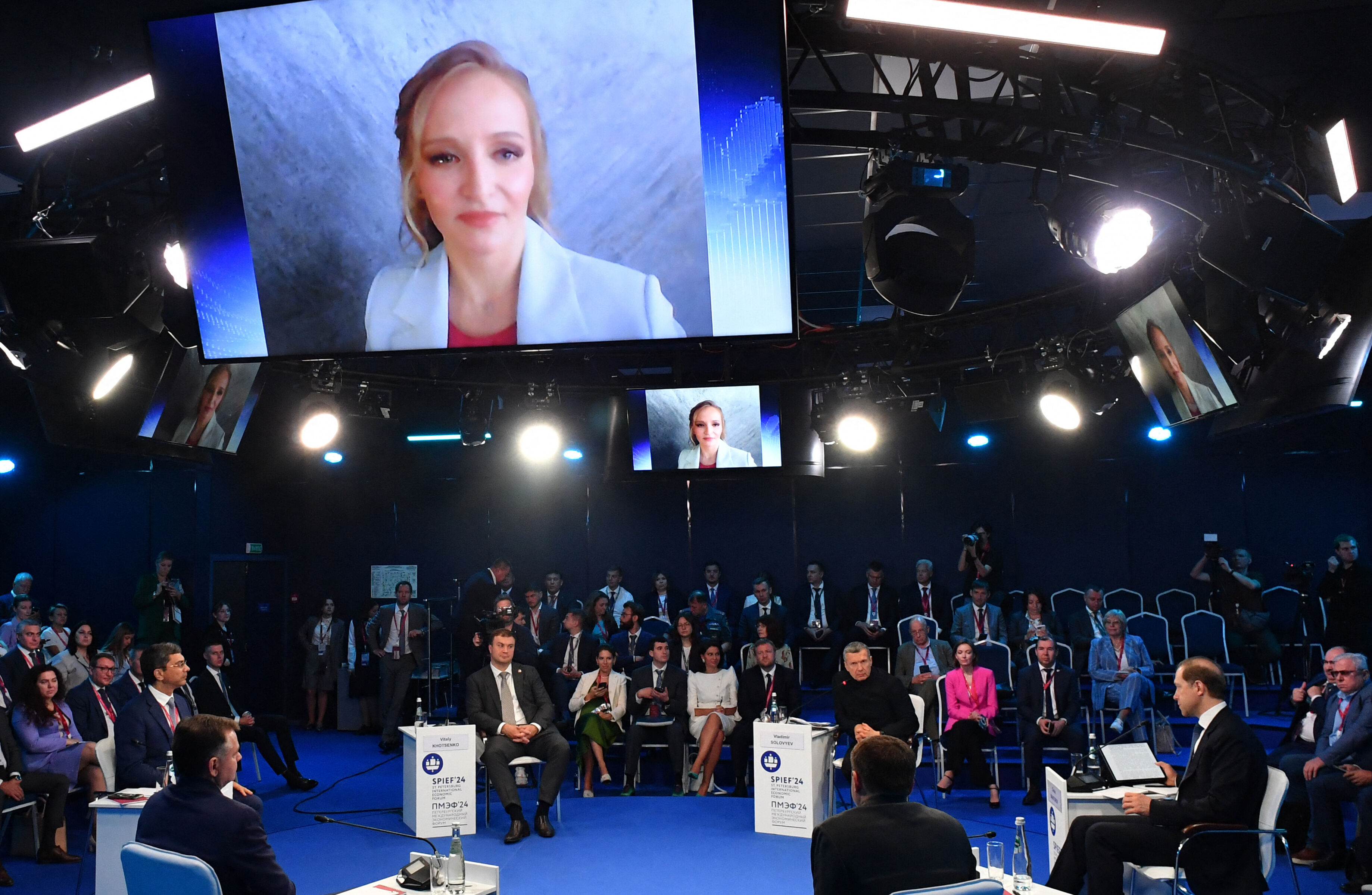 Sır gibi saklıyordu! Putin'in kızları ortaya çıktı - 2. Resim