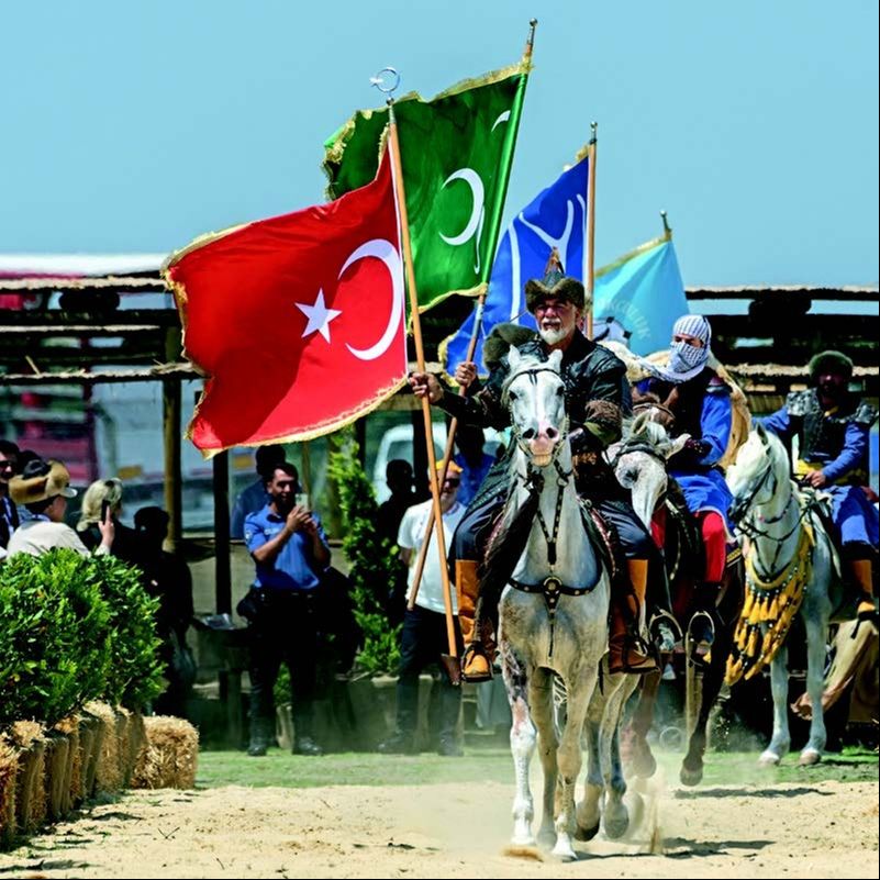 &Ccedil;ocuk olmak varmış! Etnospor onlara g&uuml;zel - 2. Resim