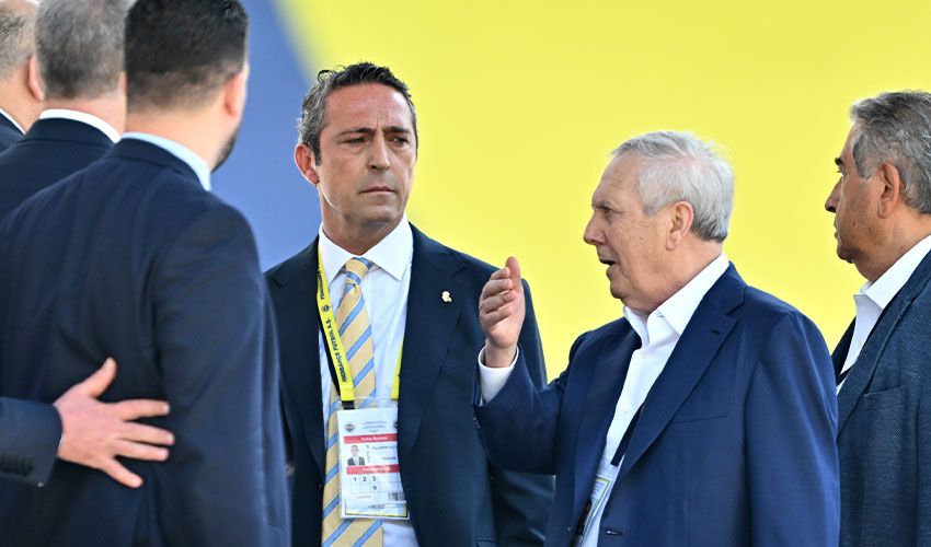 Fenerbahçe'de tarihi seçim! Ali Koç ile Aziz Yıldırım başkanlık için yarışıyor - 1. Resim