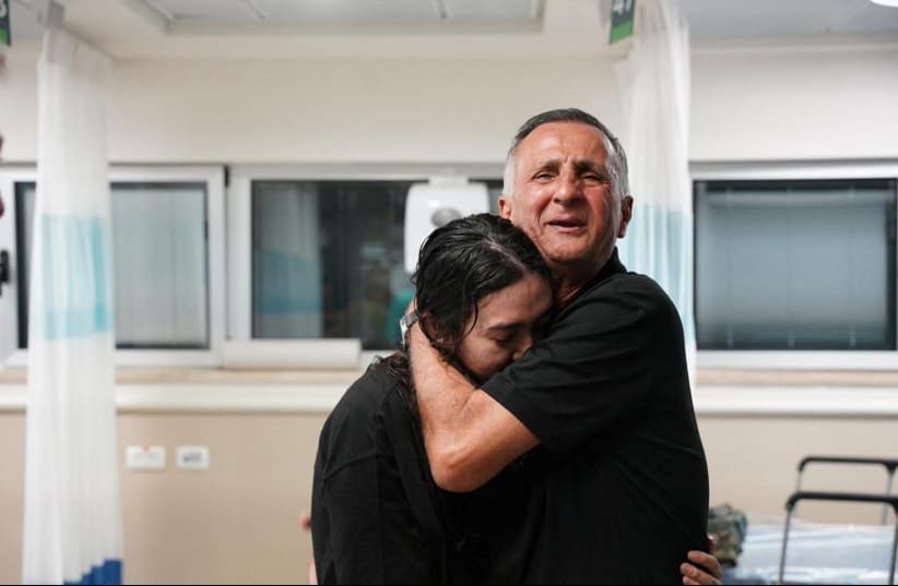 İsrailli esir, İsrail ordusunun algı çalışmasını ifşa etti! "Üzerimize bomba yağdırdılar" - 1. Resim