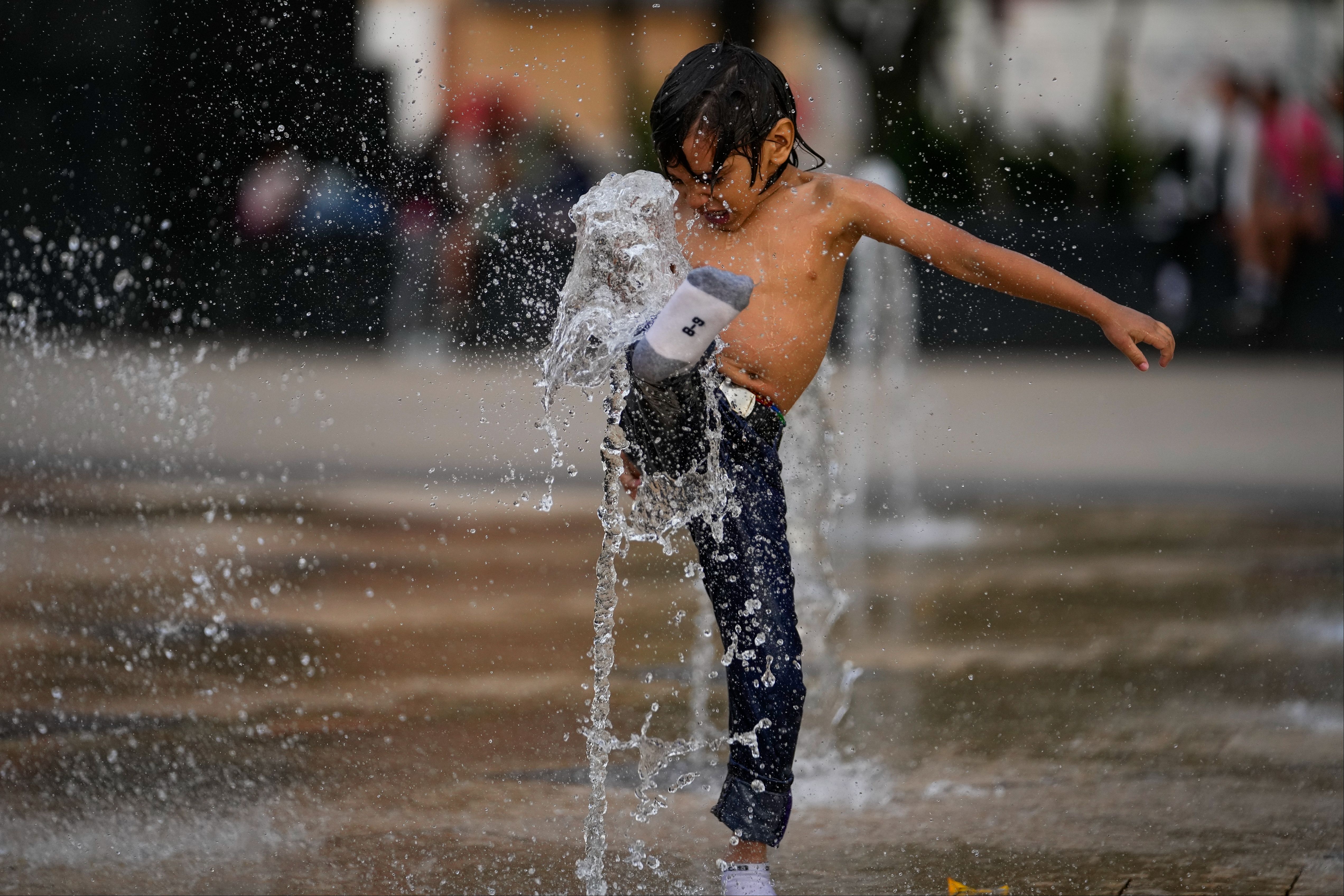 Meksika'yı sıcak hava vurdu! Ölü sayısı 90'ı buldu Meksika'yı sıcak hava vurdu! Ölü sayısı 90'ı buldu - 3. Resim