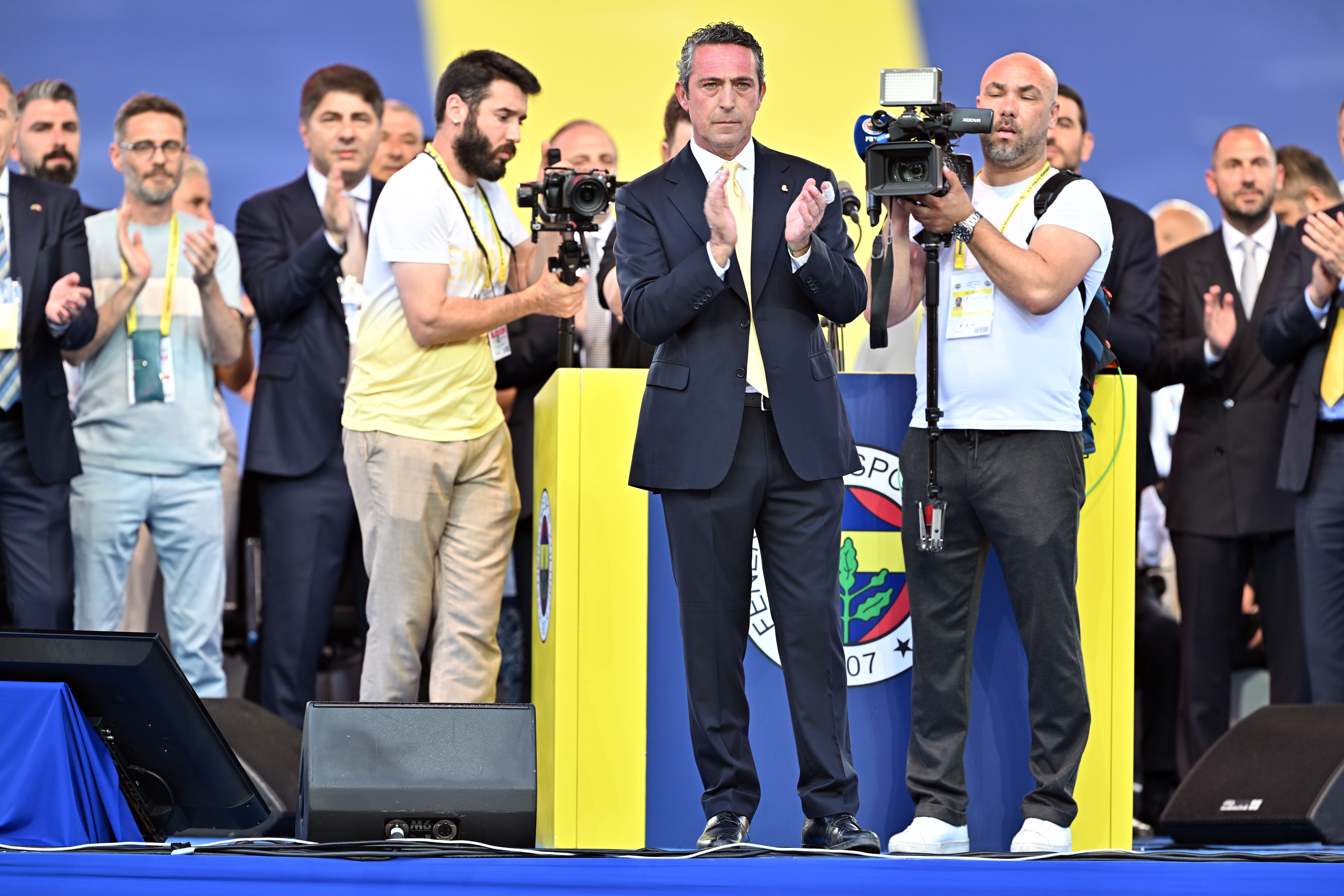 Seçimi kazanan Ali Koç'tan TFF'ye gönderme: Memnun olmayan biri vardır - 2. Resim