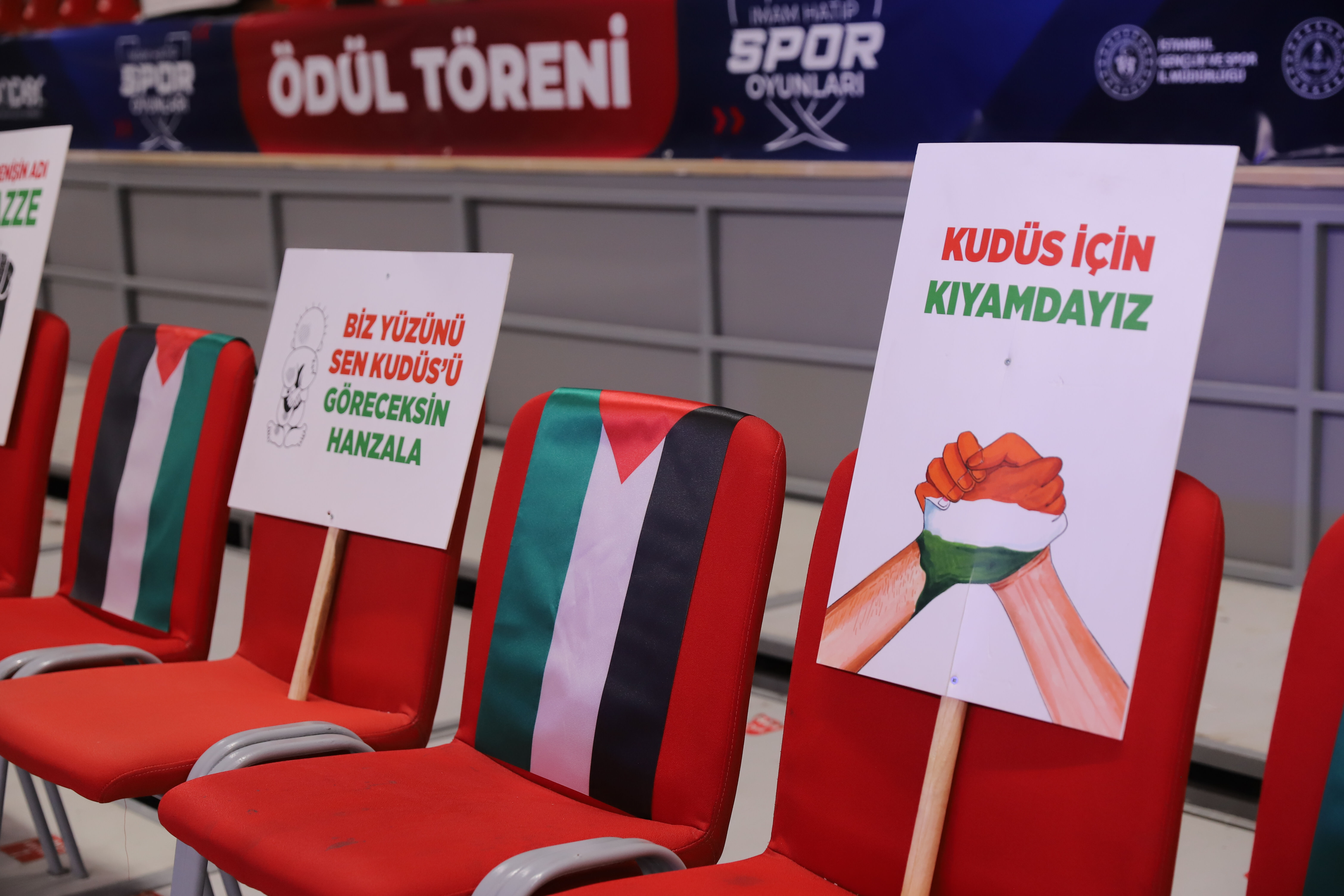 14. İmam Hatip Spor Oyunlarında ödüller sahiplerini buldu 14. İmam Hatip Spor Oyunlarında ödüller sahiplerini buldu - 1. Resim