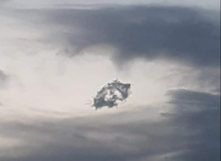 Depremin merkez üssünde tüyler ürperten görüntü! İnsanlar paniğe kapıldı... Depremin merkez üssünde tüyler ürperten görüntü! İnsanlar paniğe kapıldı... - 1. Resim