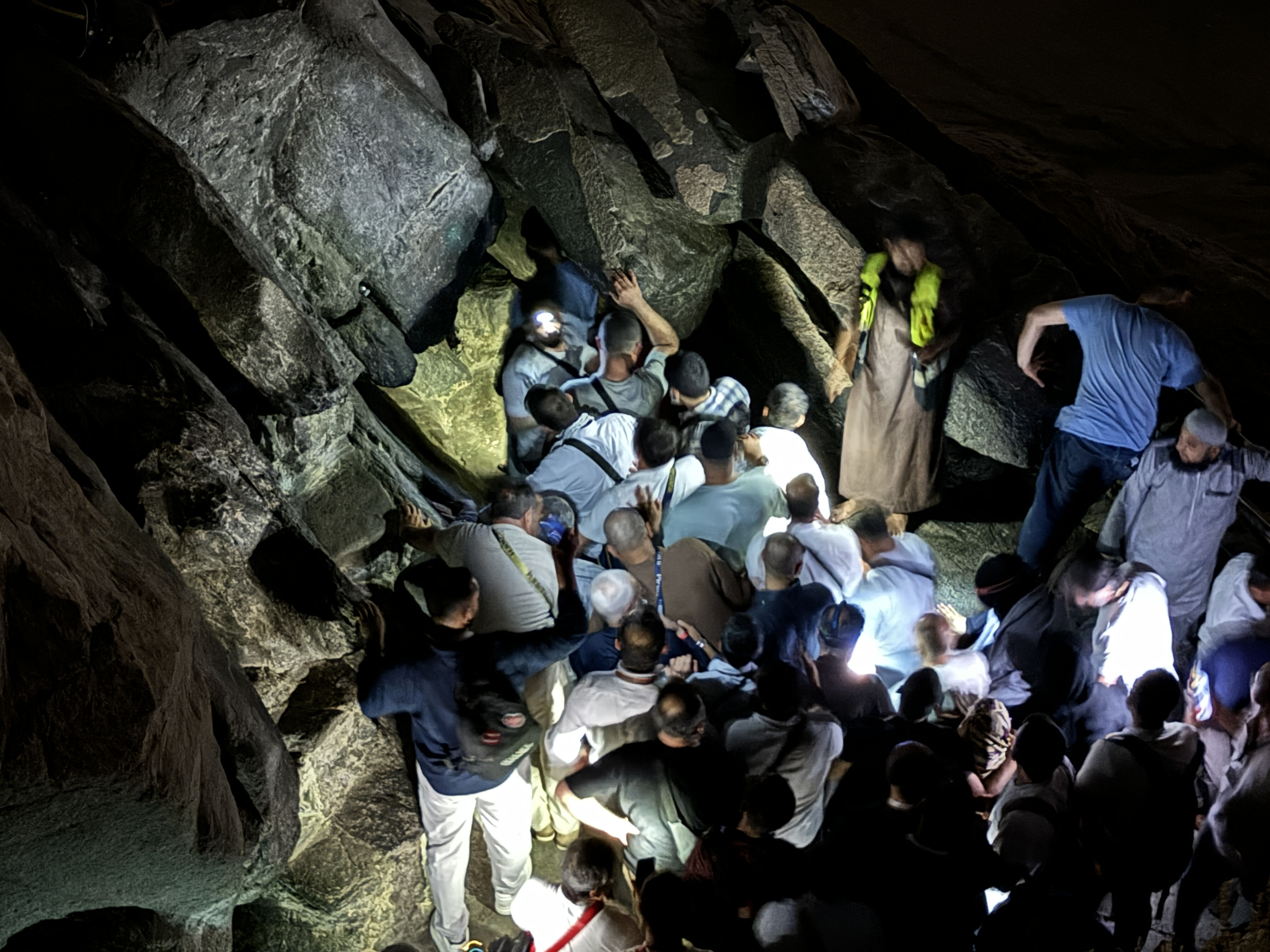 İlk vahyin mekanı Nur Dağı hacı akınına uğruyor! - 1. Resim