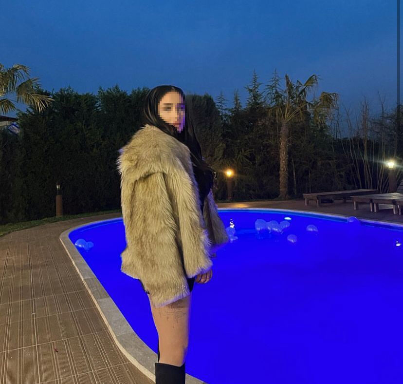 Kadın maganda genç kızlara dehşeti yaşattı: Birini evde, diğerini sokakta darp etti Kadın maganda genç kızlara dehşeti yaşattı: Birini evde, diğerini sokakta darp etti - 3. Resim