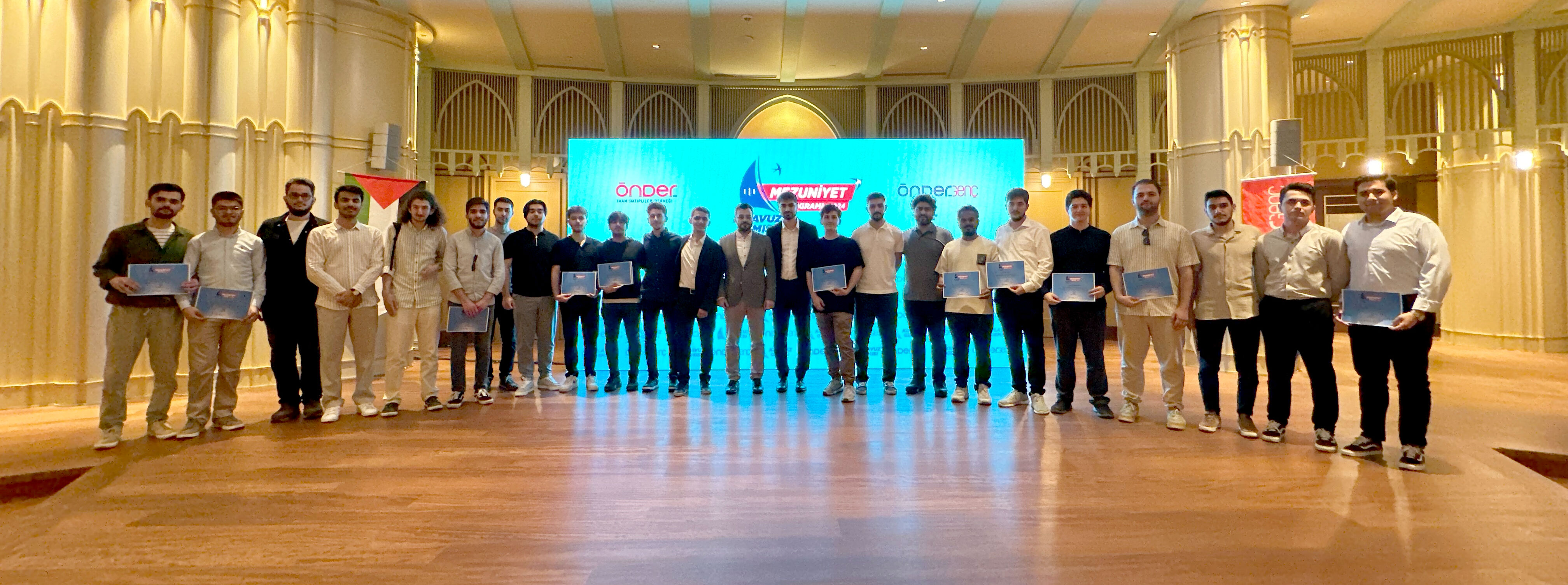 Kılavuz Gemisi ilk mezunlarını verdi Kılavuz Gemisi ilk mezunlarını verdi - 1. Resim