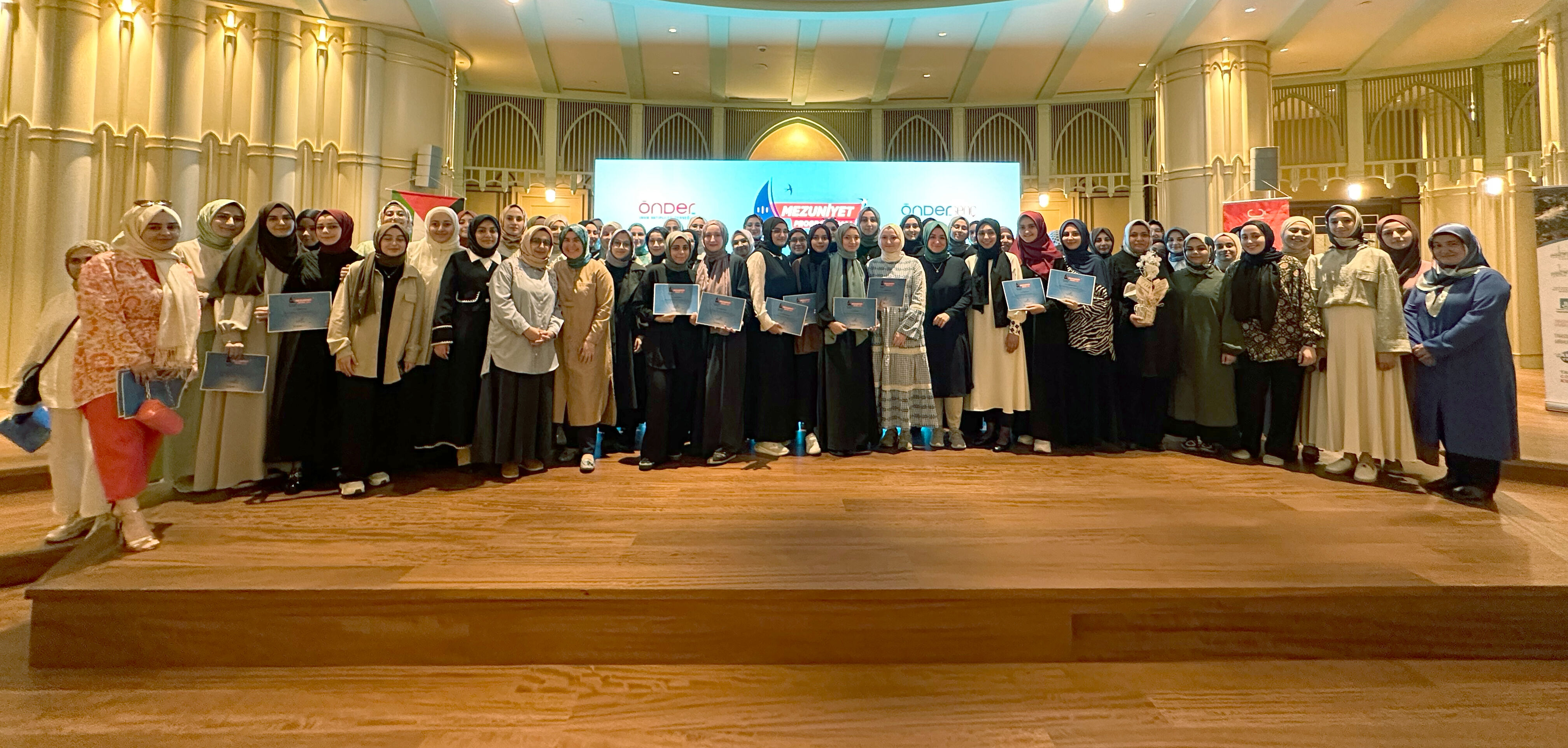 Kılavuz Gemisi ilk mezunlarını verdi Kılavuz Gemisi ilk mezunlarını verdi - 2. Resim