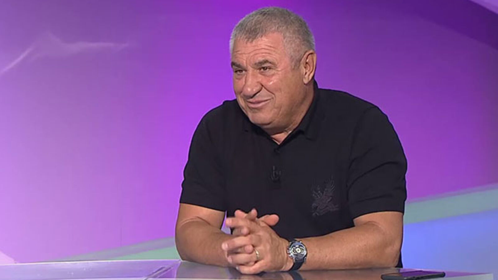 Mourinho'nun arkadaşı Fenerbahçe'nin transfer bütçesini açıkladı! 'Rekor bütçe verdi, çok değerli oyuncular gelecek' Mourinho'nun arkadaşı Fenerbahçe'nin transfer bütçesini açıkladı! 'Rekor bütçe verdi, çok değerli oyuncular gelecek' - 1. Resim