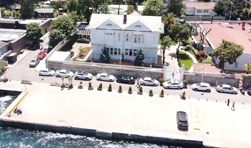 Sarıyer'deki Memduh Paşa Yalısı güvenlik görevlisinin planıyla soyuldu - 3. Resim