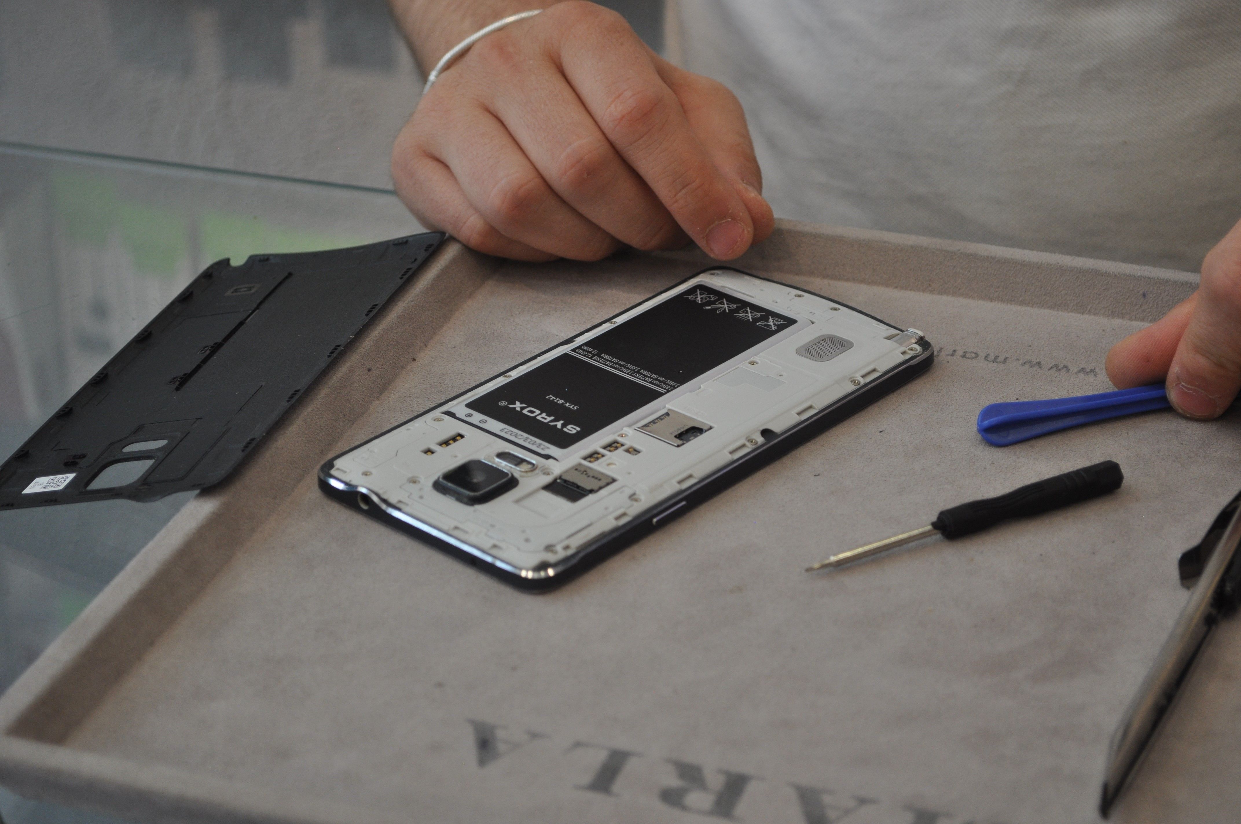 Uzmanlar uyarıyor! Telefonunuzu uzun süre sarjda bırakmayın Uzmanlar uyarıyor! Telefonunuzu uzun süre sarjda bırakmayın - 2. Resim