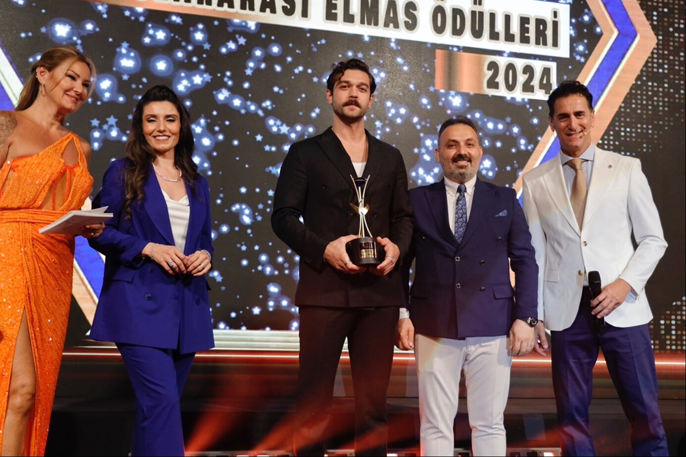 4. Uluslararası Elmas &Ouml;d&uuml;lleri sahiplerini buldu - 1. Resim