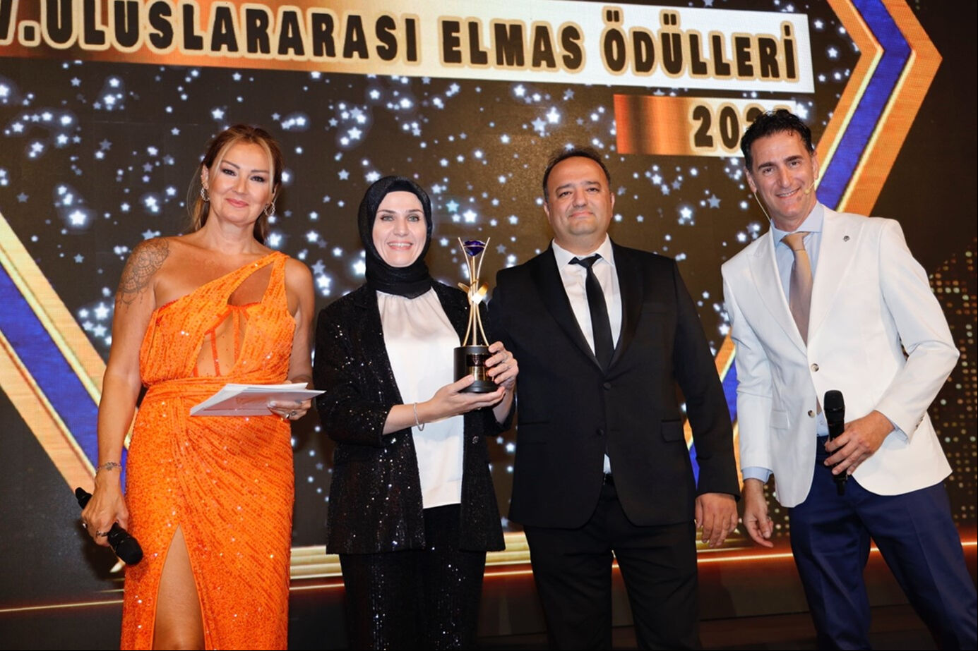 4. Uluslararası Elmas &Ouml;d&uuml;lleri sahiplerini buldu - 17. Resim