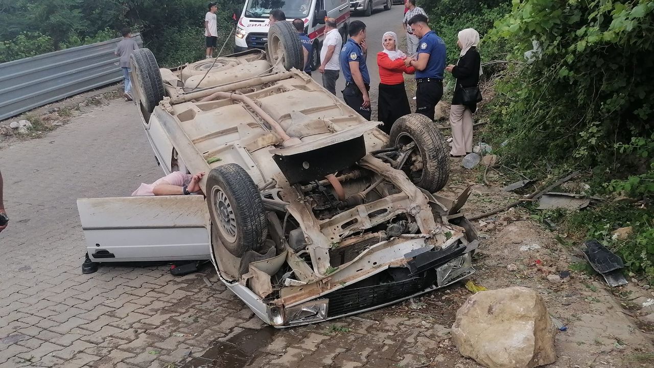 Batman&#039;da otomobil takla attı: 5 yaralı