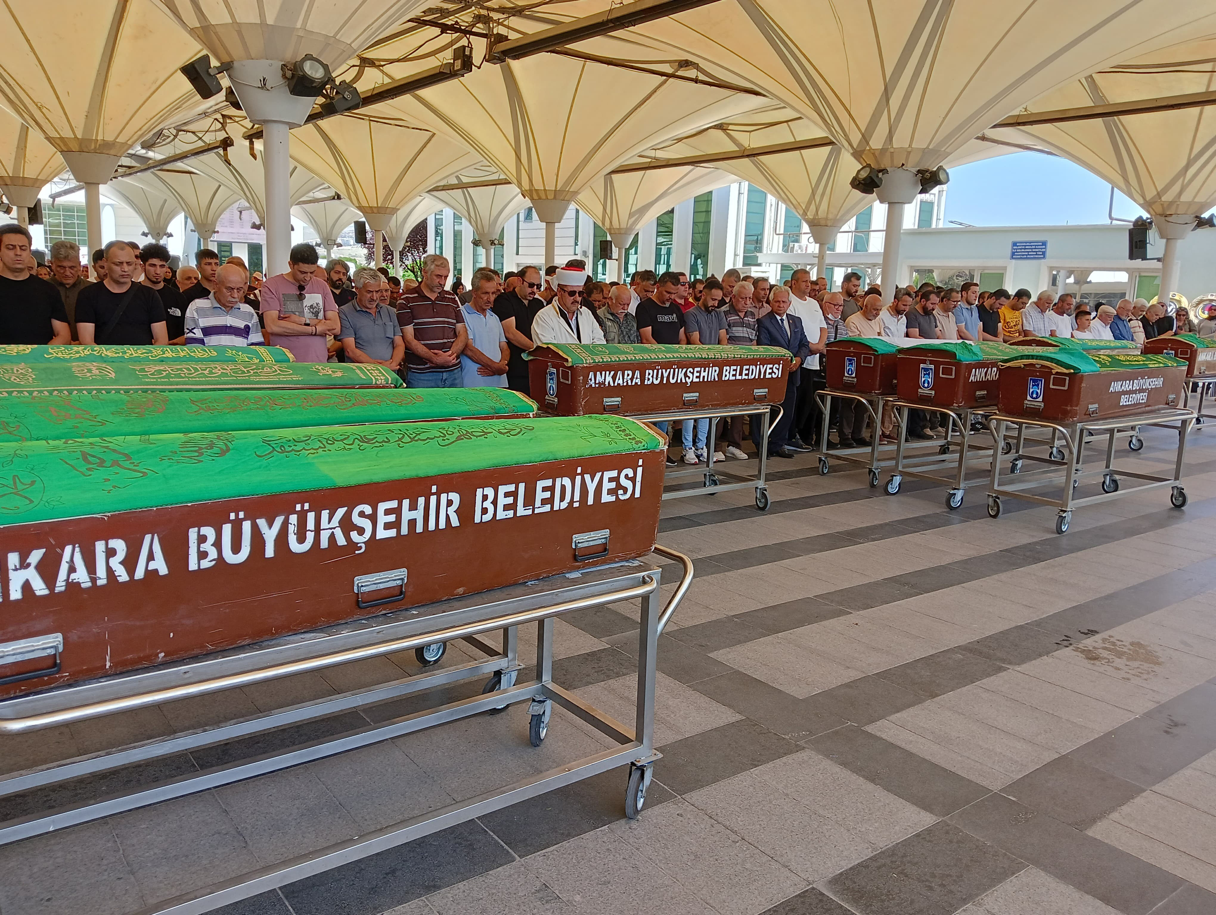 Boşanma aşamasında karısını ve &ccedil;ocuğunu katletti! - 3. Resim