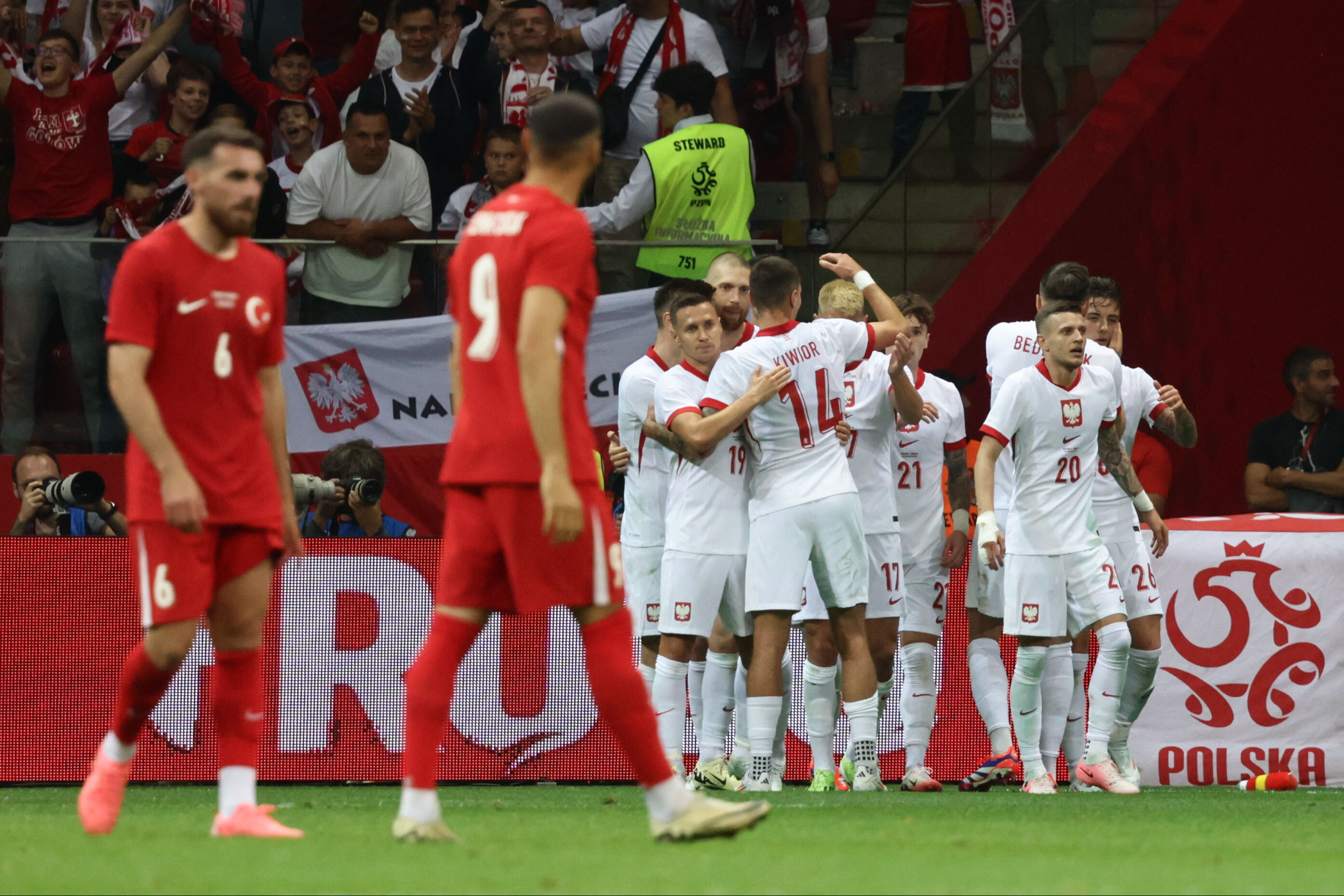 Hücum tamam, defans eyvah! Milliler son provada 90'da yıkıldı - 1. Resim