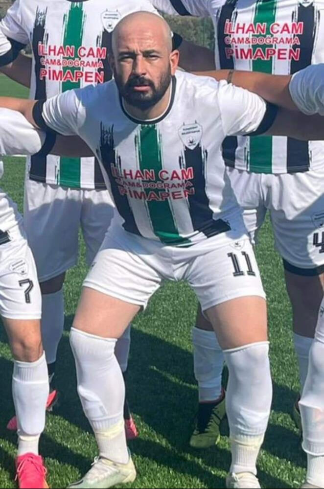 Motosikletle kanala uçan futbolcu hayatını kaybetti Motosikletle kanala uçan futbolcu hayatını kaybetti - 1. Resim