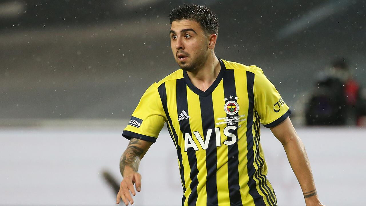 Ozan Tufan'dan olay Fatih Terim sözleri: 'Gaz vererek oynatıyor' sözlerine cevap verdi Ozan Tufan'dan olay Fatih Terim sözleri: 'Gaz vererek oynatıyor' sözlerine cevap verdi - 2. Resim