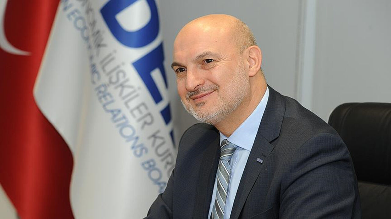 TUSAŞ'ta bayrak değişimi! Genel Müdür Mehmet Demiroğlu oldu TUSAŞ'ta bayrak değişimi! Genel Müdür Mehmet Demiroğlu oldu - 1. Resim