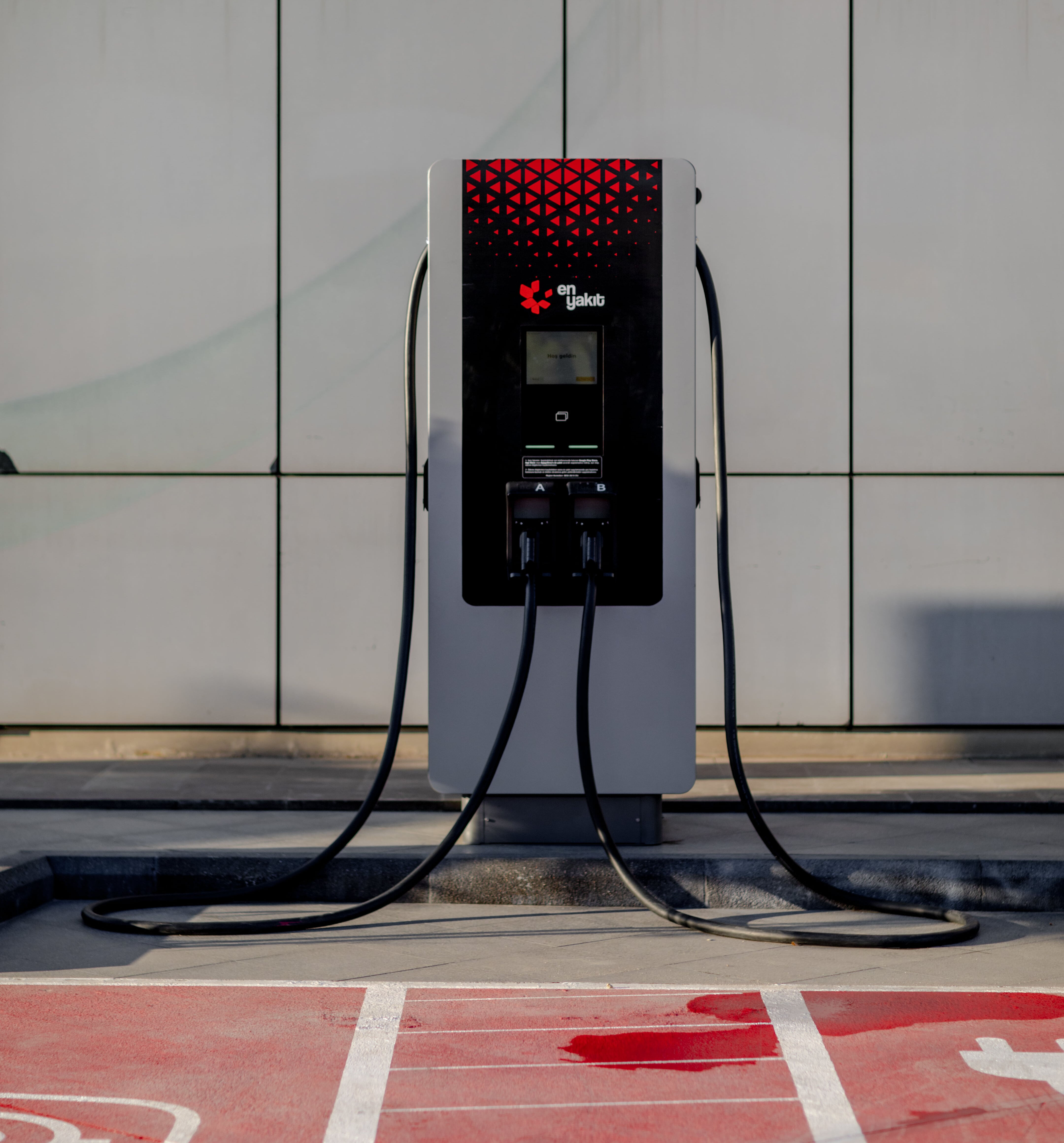 ENYAKIT' tan bayramda yola çıkacaklara uyarı: Elektrikli otonuza şarj rotası çizin! - 2. Resim