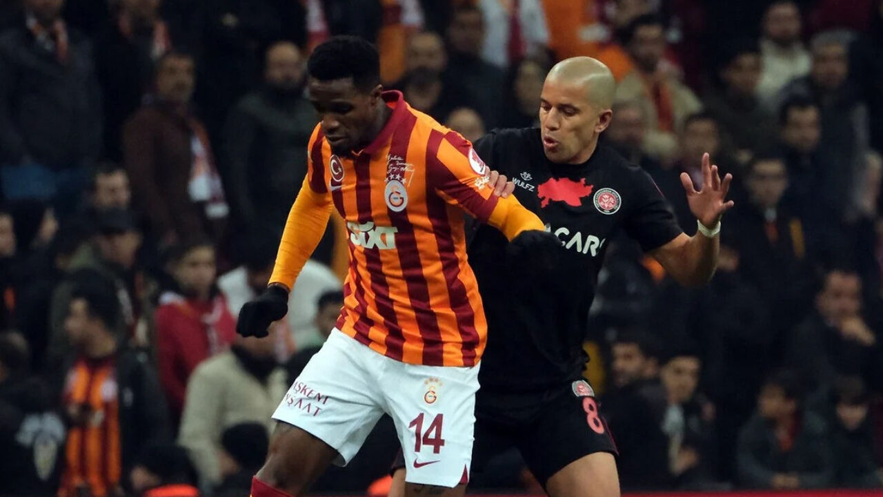 Galatasaray'da takımdan ayrılması beklenen Zaha fikrini değiştirdi! Fildişili yıldızın yeni sezon planı hazır - 2. Resim