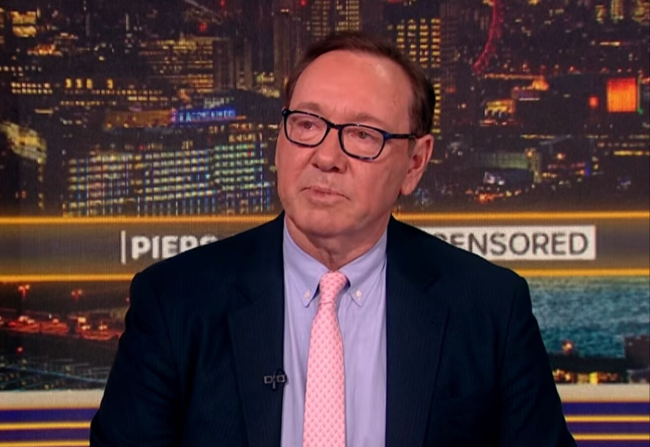 Oscar'lı oyuncu Kevin Spacey evsiz kaldı, g&ouml;zyaşları i&ccedil;inde anlattı: Meteliksizim, faturalarımı &ouml;deyemiyorum! - 1. Resim