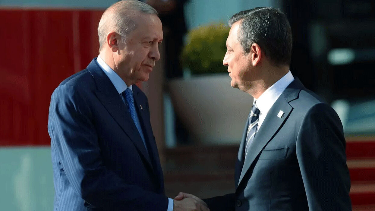 Özgür Özel, Cumhurbaşkanı Erdoğan'a sunduğu teklifi açıkladı Özgür Özel, Cumhurbaşkanı Erdoğan'a sunduğu teklifi açıkladı - 1. Resim