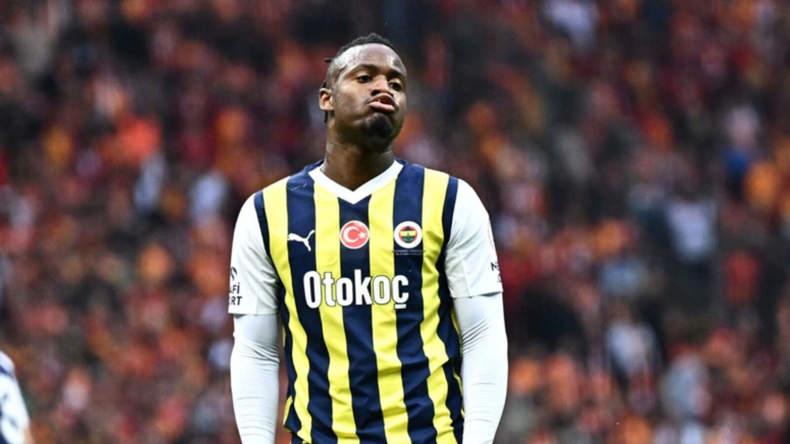 Batshuayi'nin istekleri Galatasaray'ı masadan kaldırdı! Menajeri Icardi'yi örnek gösterdi Batshuayi'nin istekleri Galatasaray'ı masadan kaldırdı! Menajeri Icardi'yi örnek gösterdi - 2. Resim