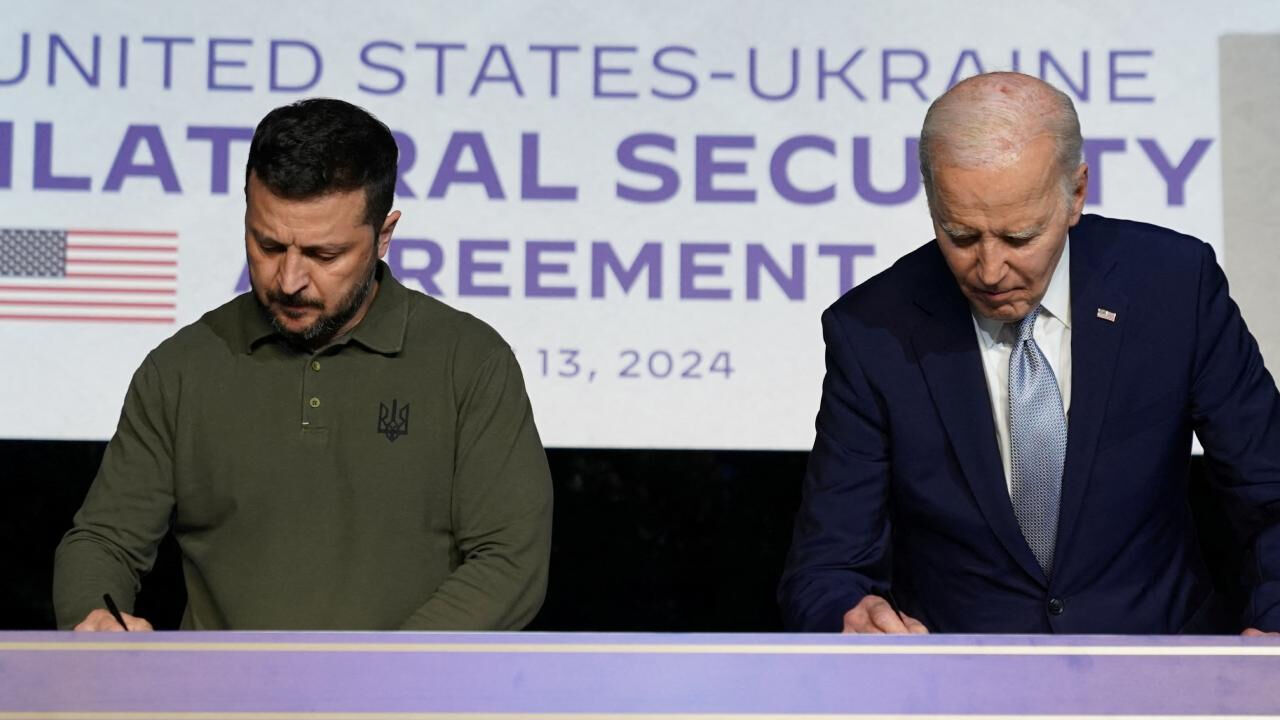 Biden ile Zelenski imzayı attı! ABD ve Ukrayna arasında 10 yıllık anlaşma - 1. Resim