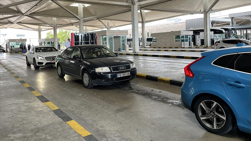 Gurbetçiler dikkat! Ticaret Bakanlığı'ndan yabancı plakalı araçlarla Türkiye'ye geleceklere 10 uyarı - 2. Resim