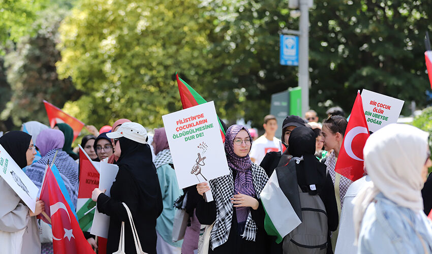 Liseli gençlerden Filistin intifadası biz sınıfı geçtik peki ya insanlık? - 1. Resim