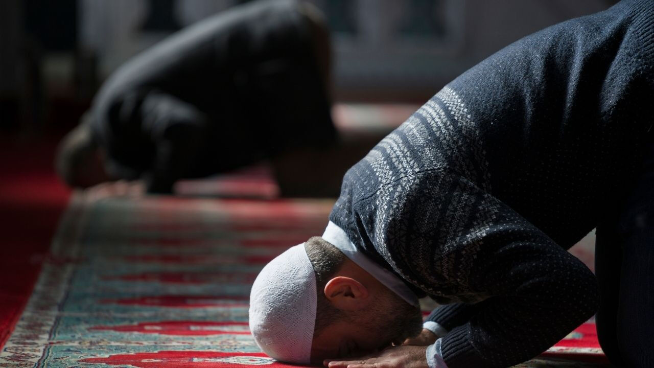Bingöl'ün Solhan ilçesinde namaz 05.24, Karlıova'da 05.23 ve Adaklı'da 05.26'da olacak Bingöl'ün Solhan ilçesinde namaz 05.24, Karlıova'da 05.23 ve Adaklı'da 05.26'da olacak - 2. Resim